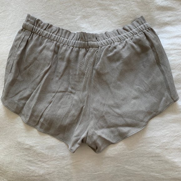 Wilfred Montrouge Shorts - Picture 3 of 3